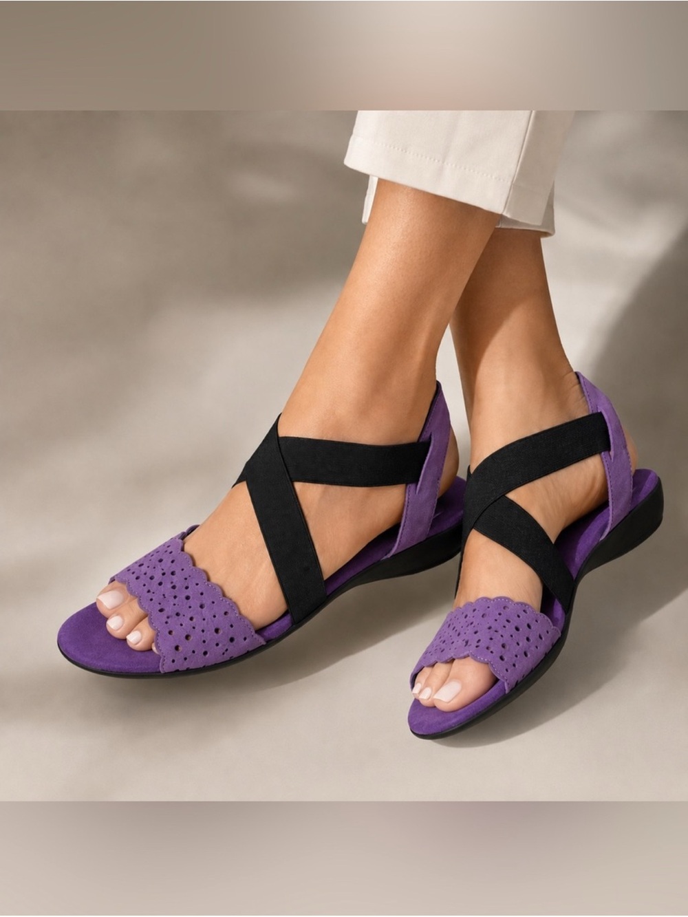 Munro American Lacy Perforated Sandal 
Purple & Black Women's Size US 9.5M